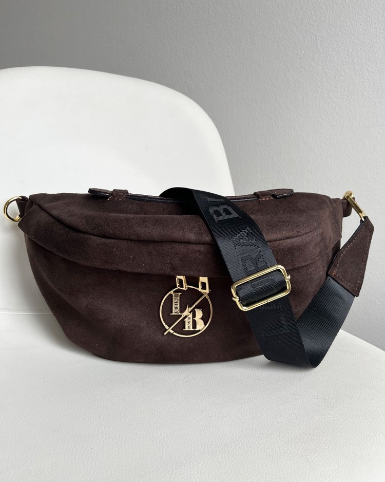 Čokoládová semišová ľadvinka Laura Biaggi veľká a praktická aj ako crossbody